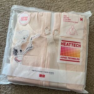 ❌sold❌UNIQLO HEATTECH
EXTRA WARM Lounge Hoodie